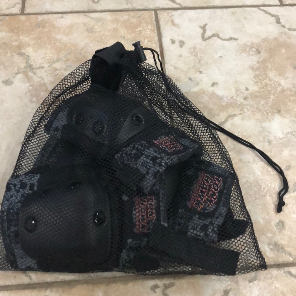 Tony Hawk Elbow Pads